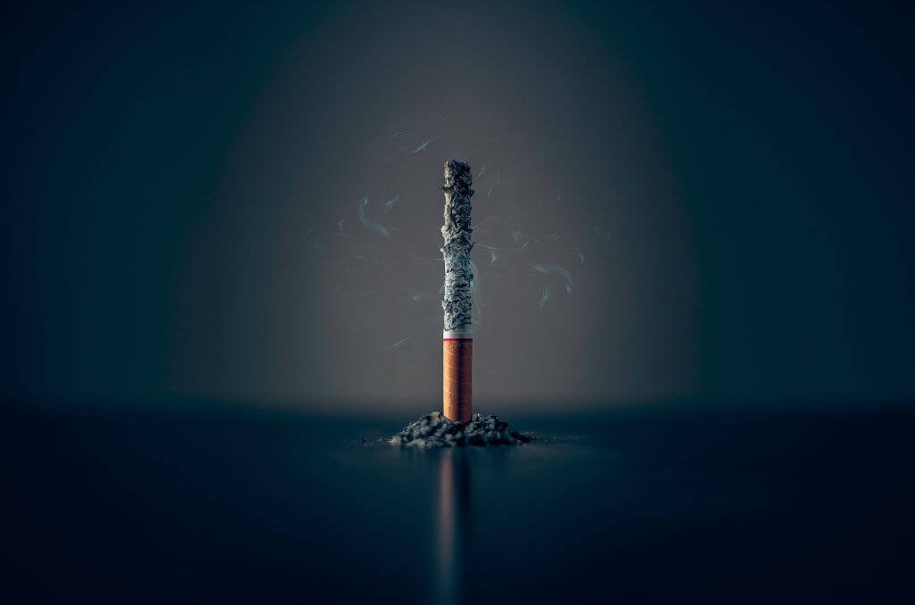 cigarette-mathew-macquarrie-unsplash